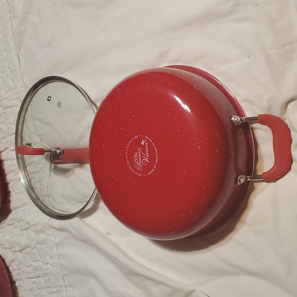 The Pioneer Woman Frontier Red Pan with lid - Picture 4 of 7